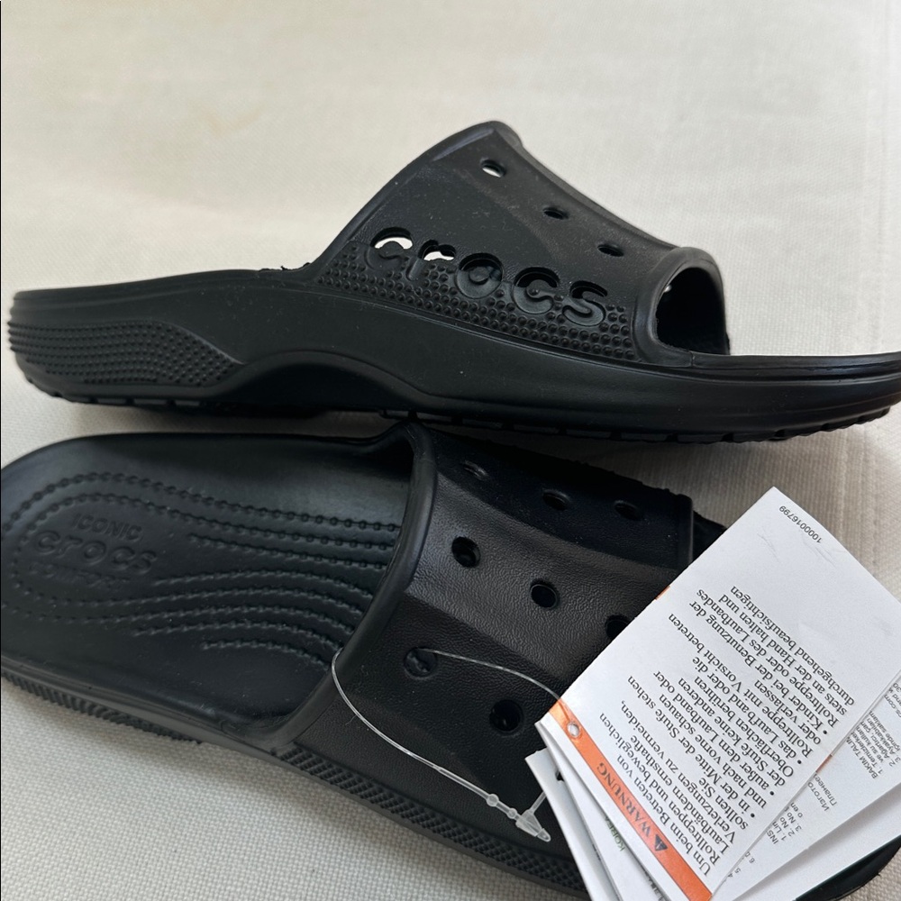 CROCS Classic Black Slide Sandals